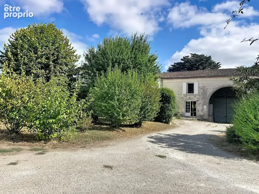 Photo 1 - Maison à LOUZAC-SAINT-ANDRE