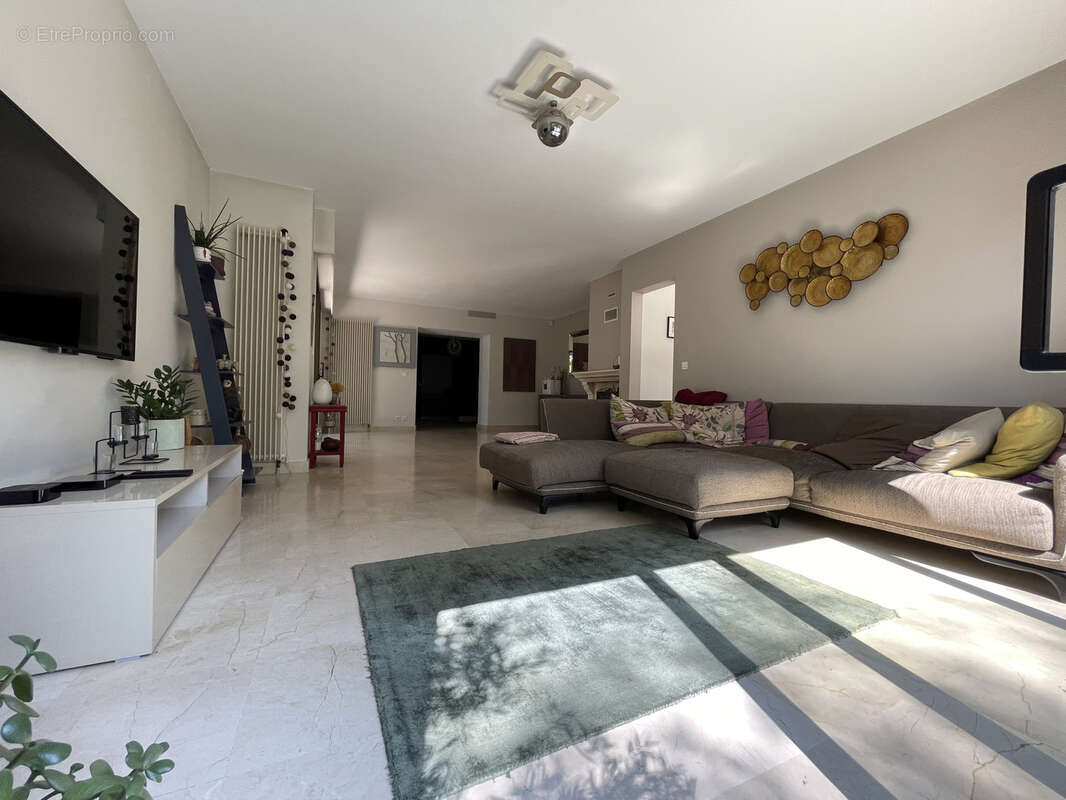 Maison à LA ROCHETTE