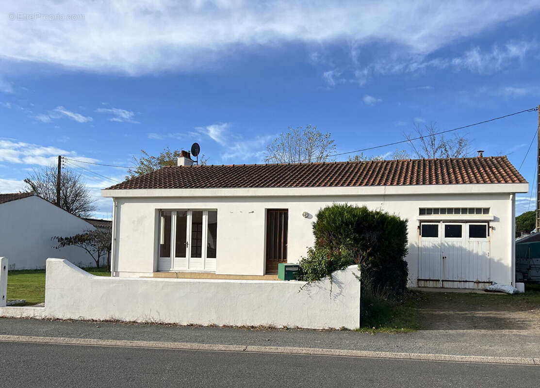 Maison à SAINT-HILAIRE-DE-RIEZ