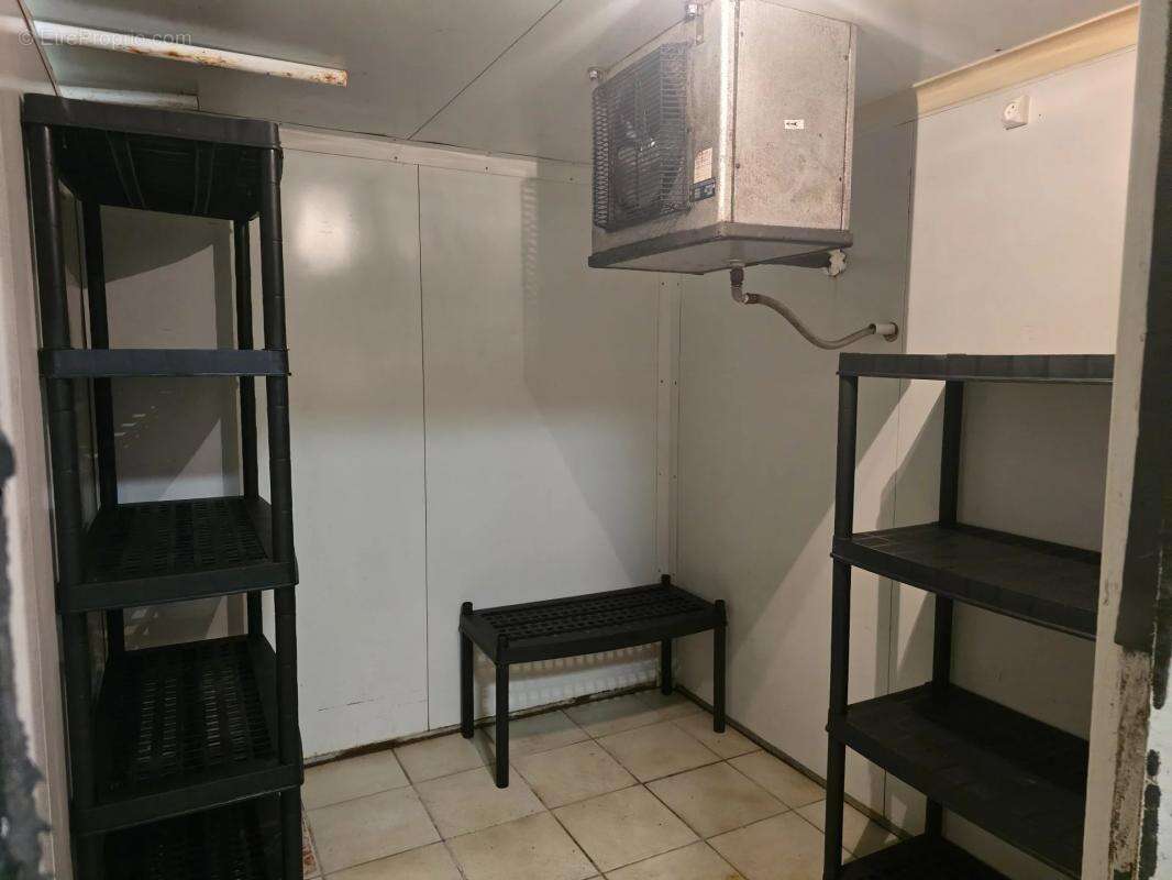 Commerce à VILLETOUREIX