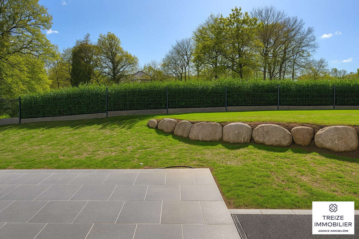 Maison à PLOUGOUMELEN