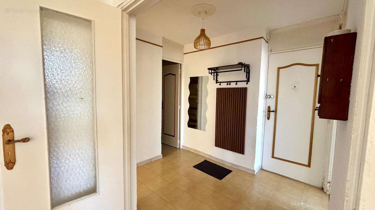 Photo 4 - Appartement à FREJUS
