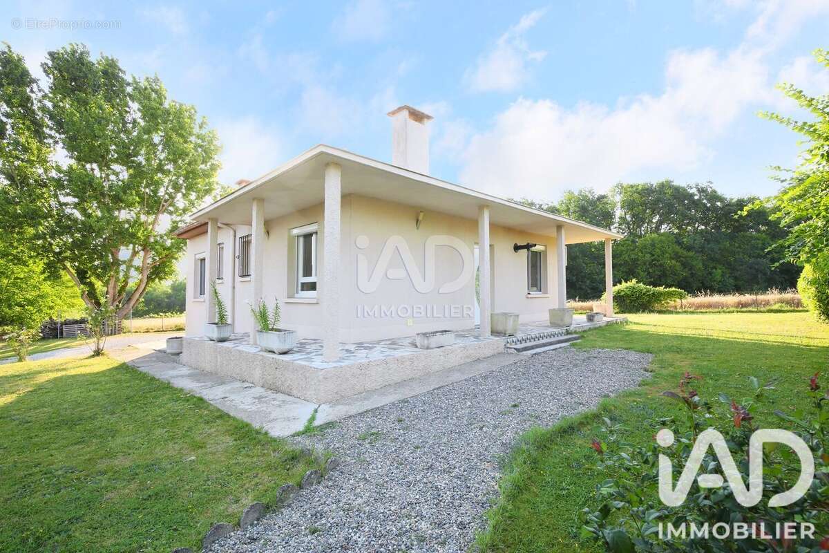 Photo 2 - Maison à PECHBONNIEU