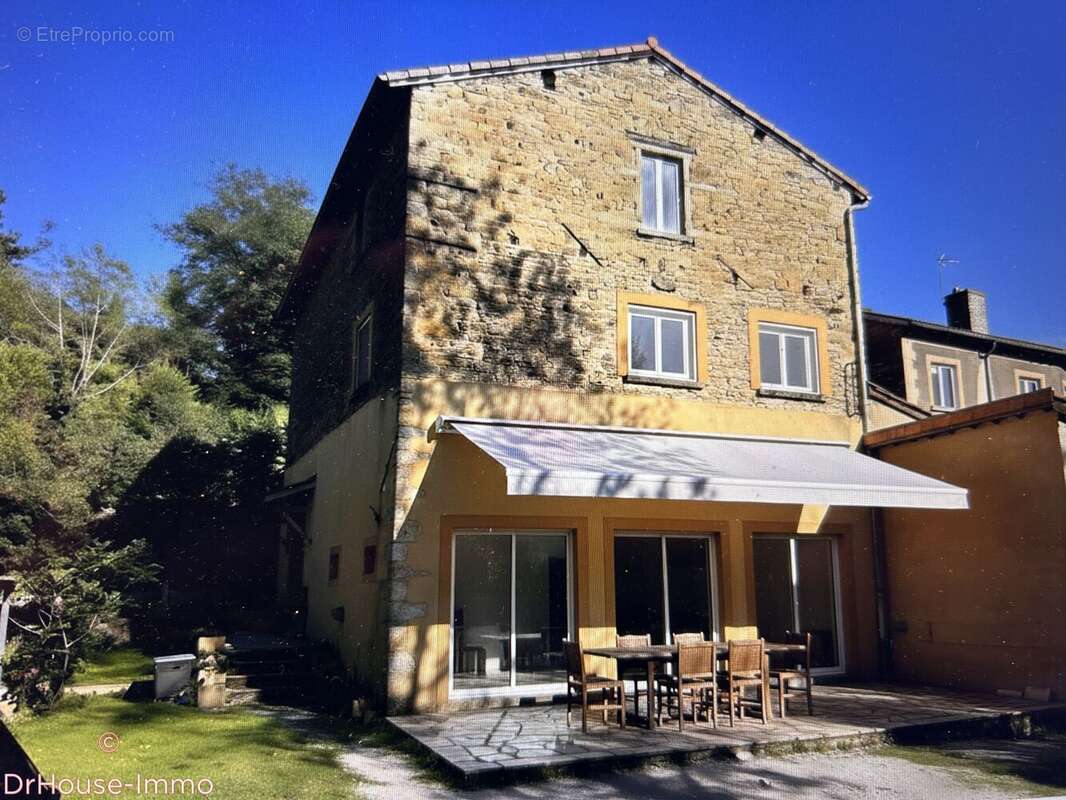 Maison à SAINT-CYR-AU-MONT-D'OR