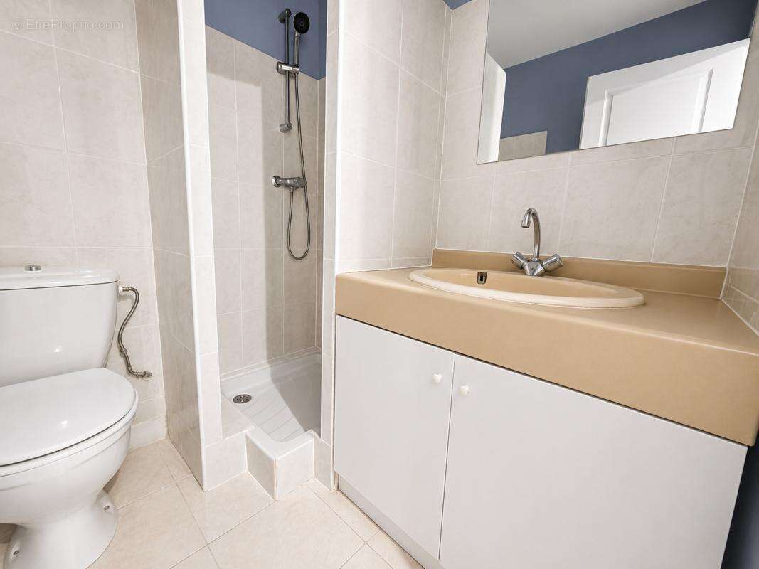 Maison 92 m² à Saint-Martin-De-Londres  - photo 13