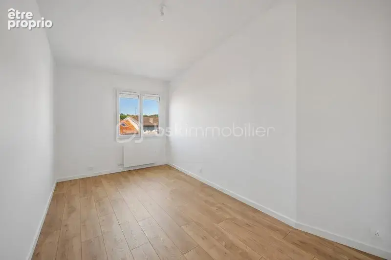 Bel appartement f3 entièrement rénové tres bien situe en plein centre ville - photo 8