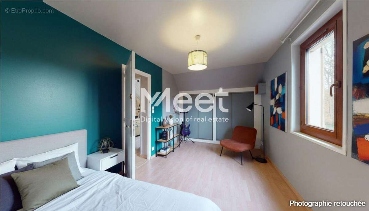 Maison à FLEURY-LA-VALLEE