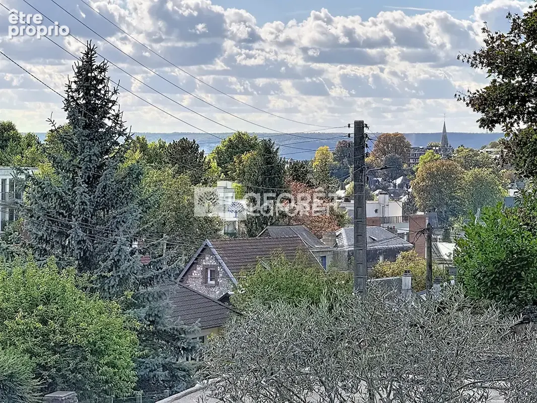 Maison contemporaine - Vue dégagée et proximité de la gare - photo 11