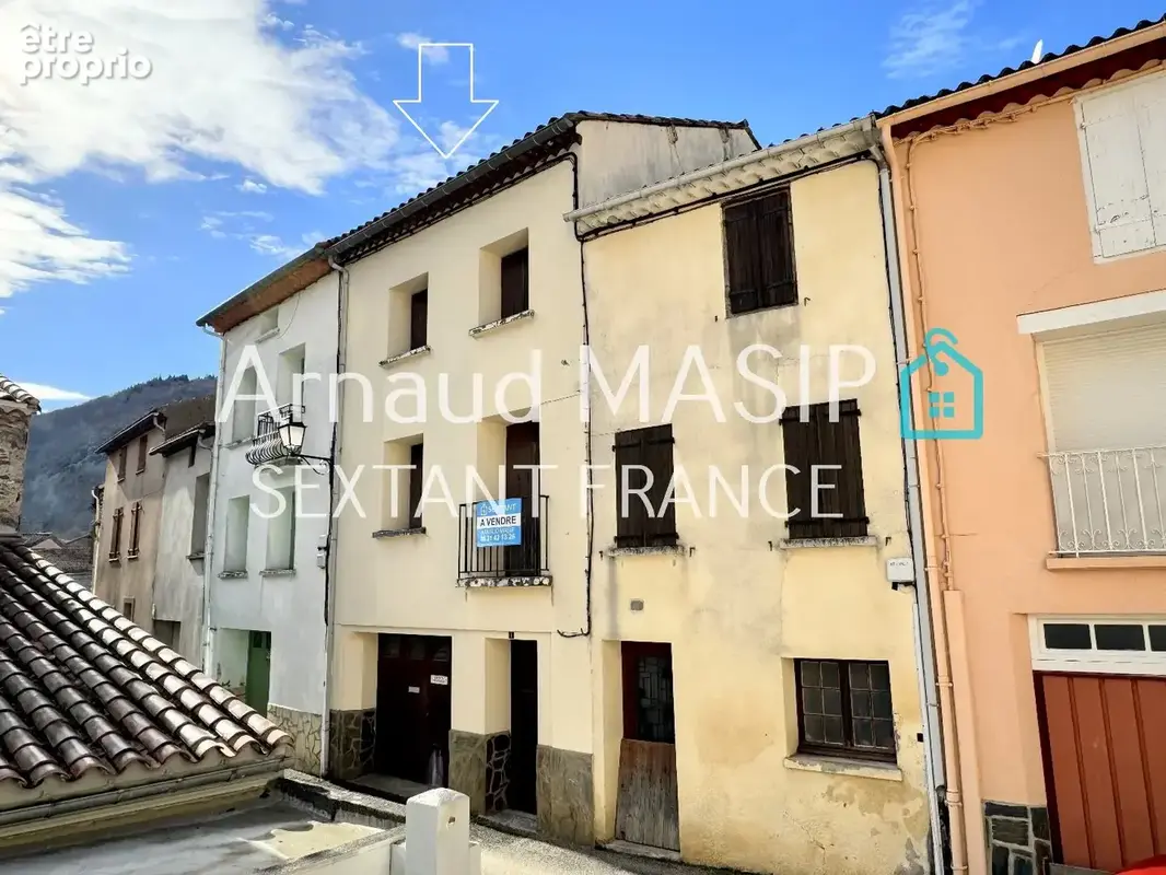 Coquette maison de village renovee avec garage et balconet dans village prise - photo 2