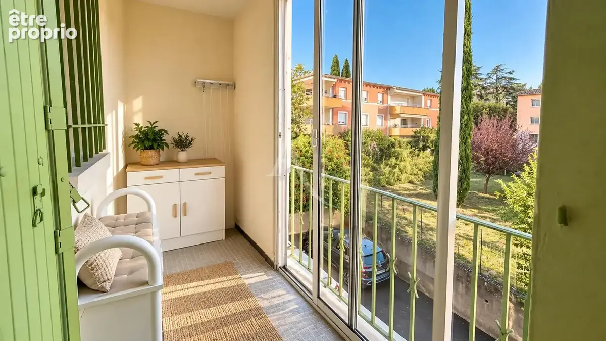 Appartement type 4  de 82.52m2 avec balcon au calme garage et atelier manosque - photo 2