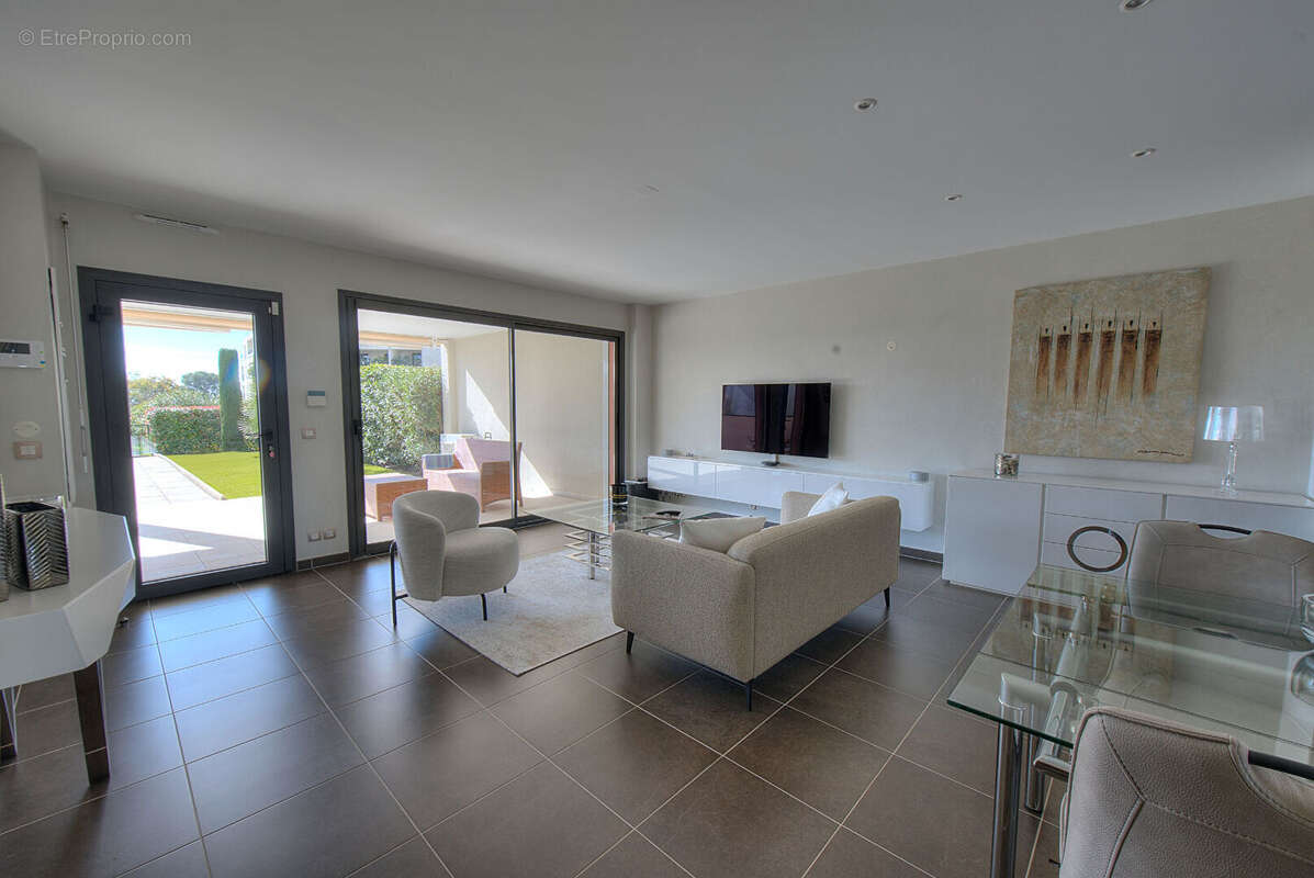Appartement à SAINT-RAPHAEL
