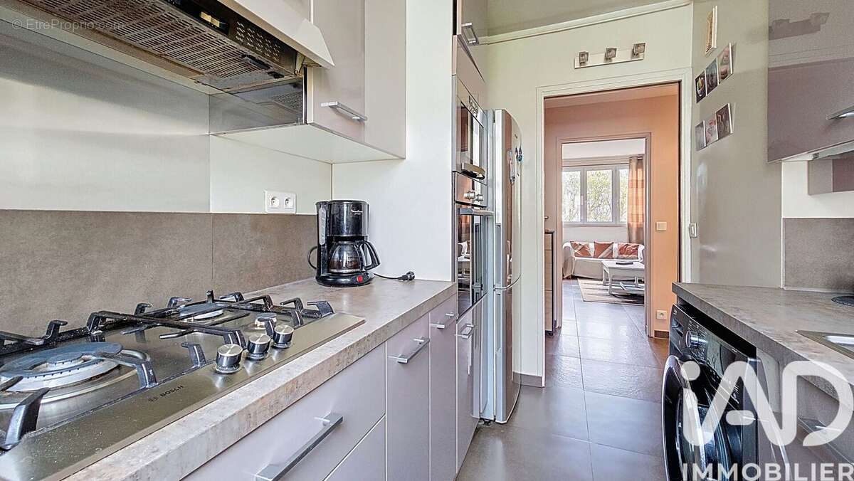 Photo 5 - Appartement à LE PLESSIS-ROBINSON