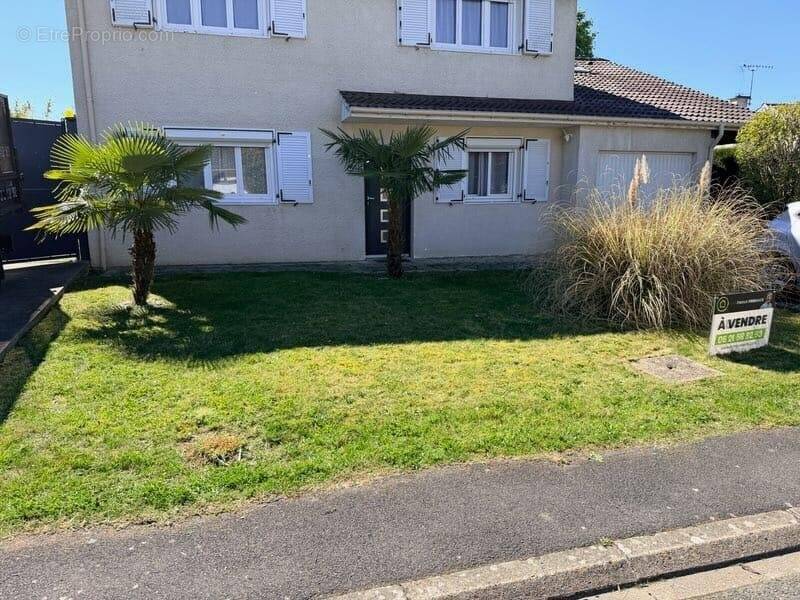 Maison à SAINT-GERMAIN-LES-CORBEIL
