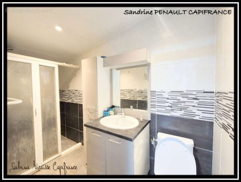 A vendre a kourou (guyane francaise) une maison individuelle t8 de 195 m² + 1 studio independant de 29 m² - terrain de 526 m² -  - photo 15