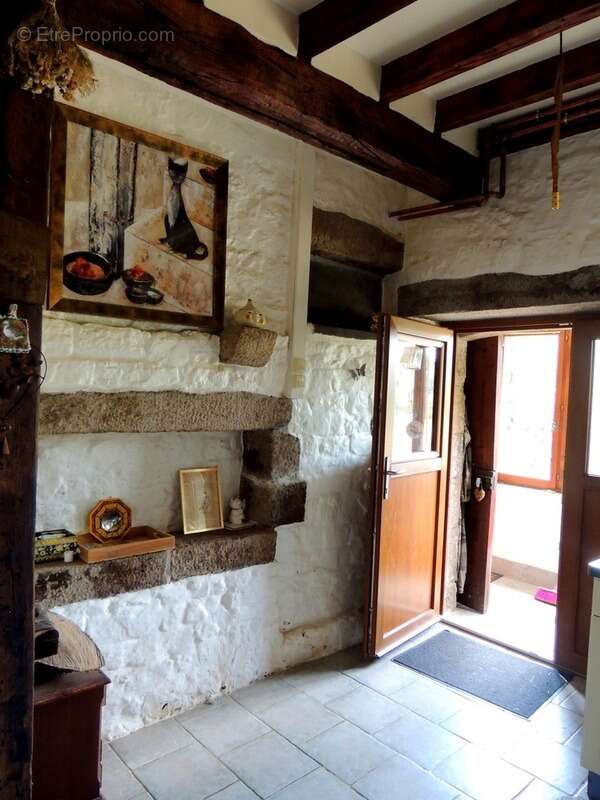 Maison à CHAMP-DU-BOULT