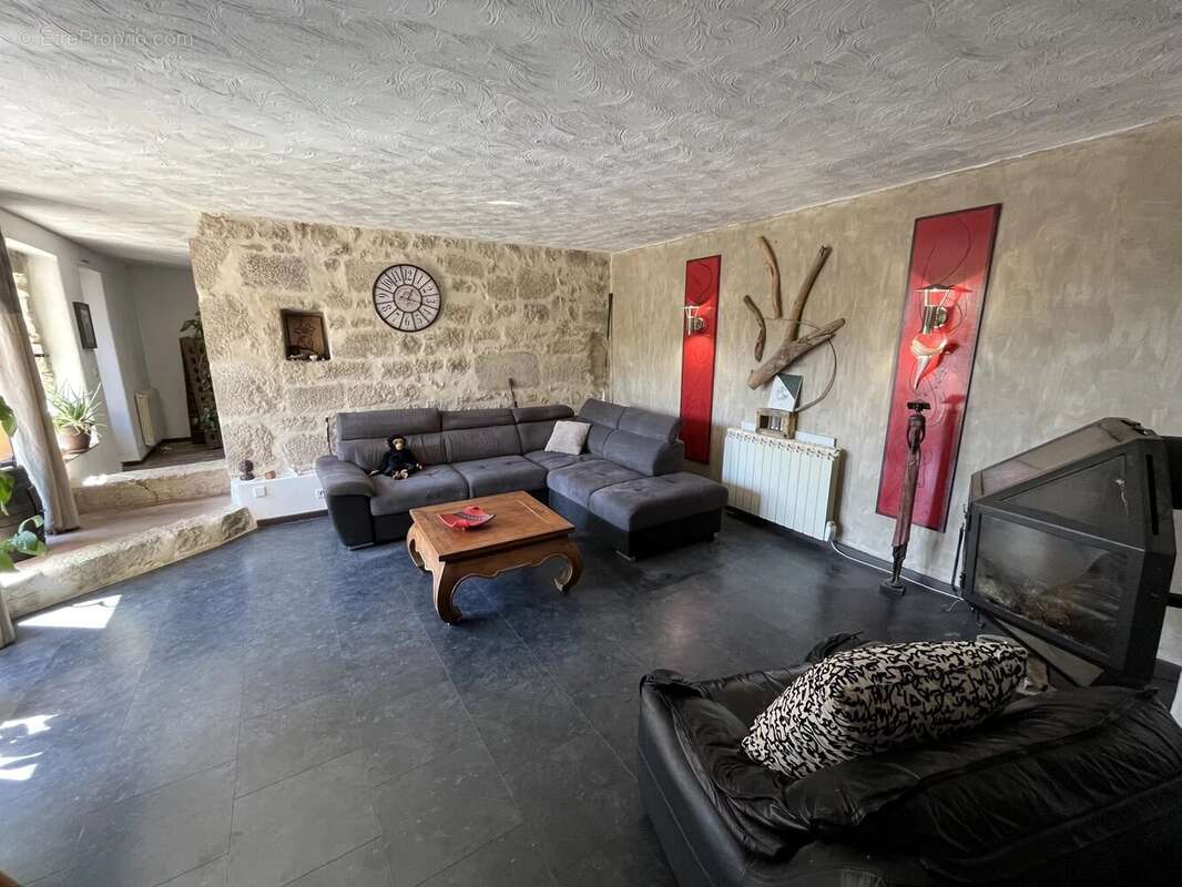 Maison à CULOZ