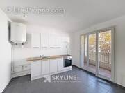 Appartement à MARSEILLE-4E