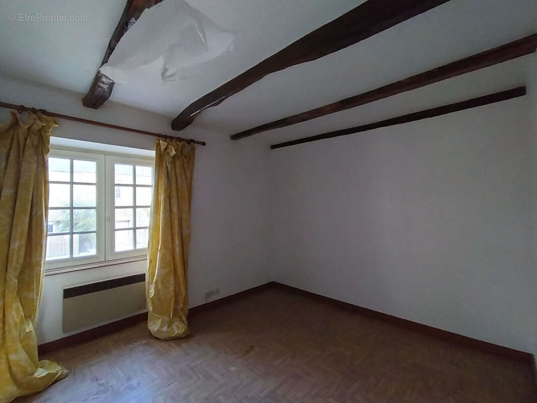 Maison à MINIAC-MORVAN