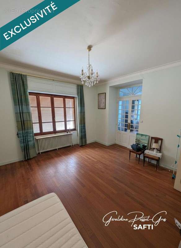 Maison 334 m² à Barbieres  - photo 7