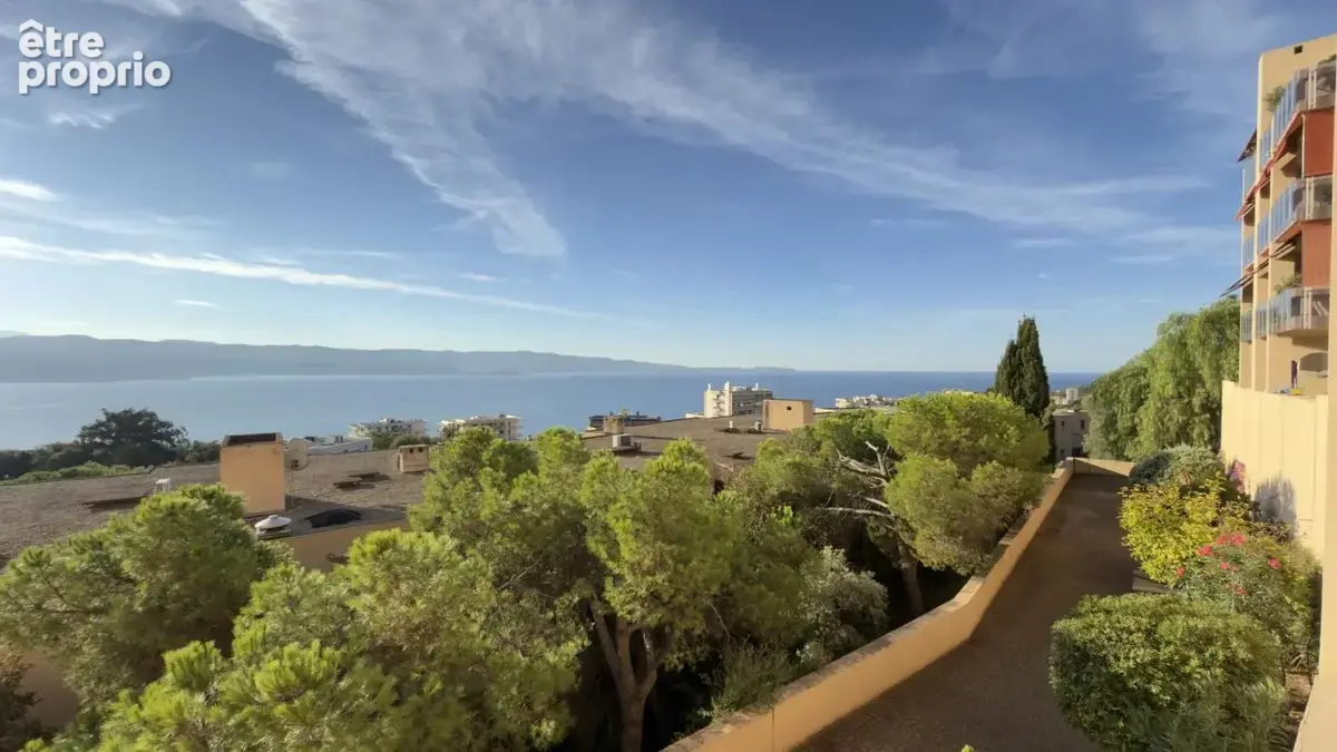 Ajaccio Salario : appartement de 142,70 m² avec jardin et terrasse - photo 1