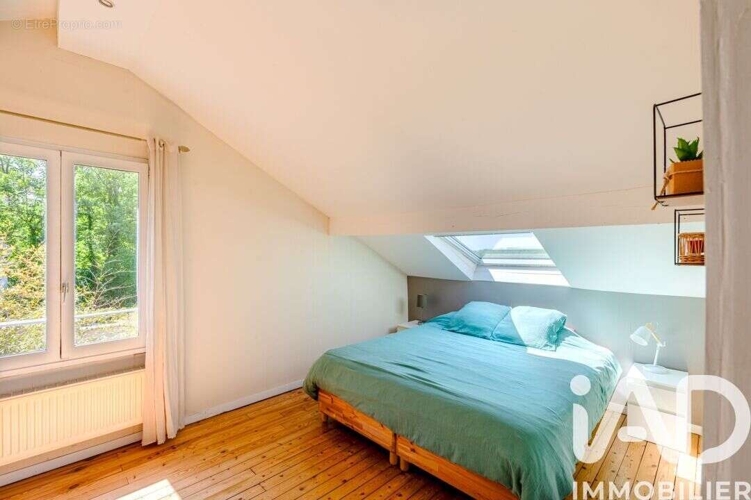 Photo 8 - Maison à MONTIGNY-LES-CORMEILLES