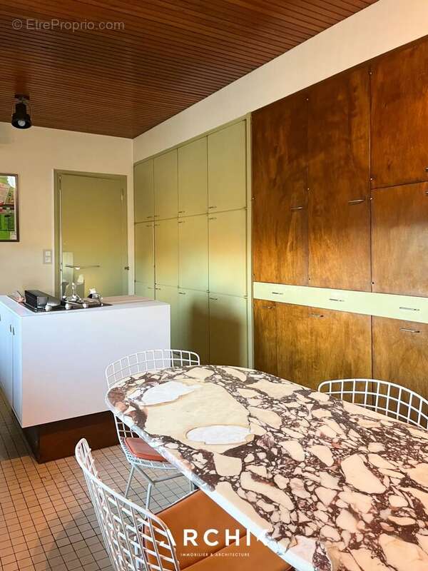 Maison 285 m² à Miramont-De-Guyenne  - photo 12