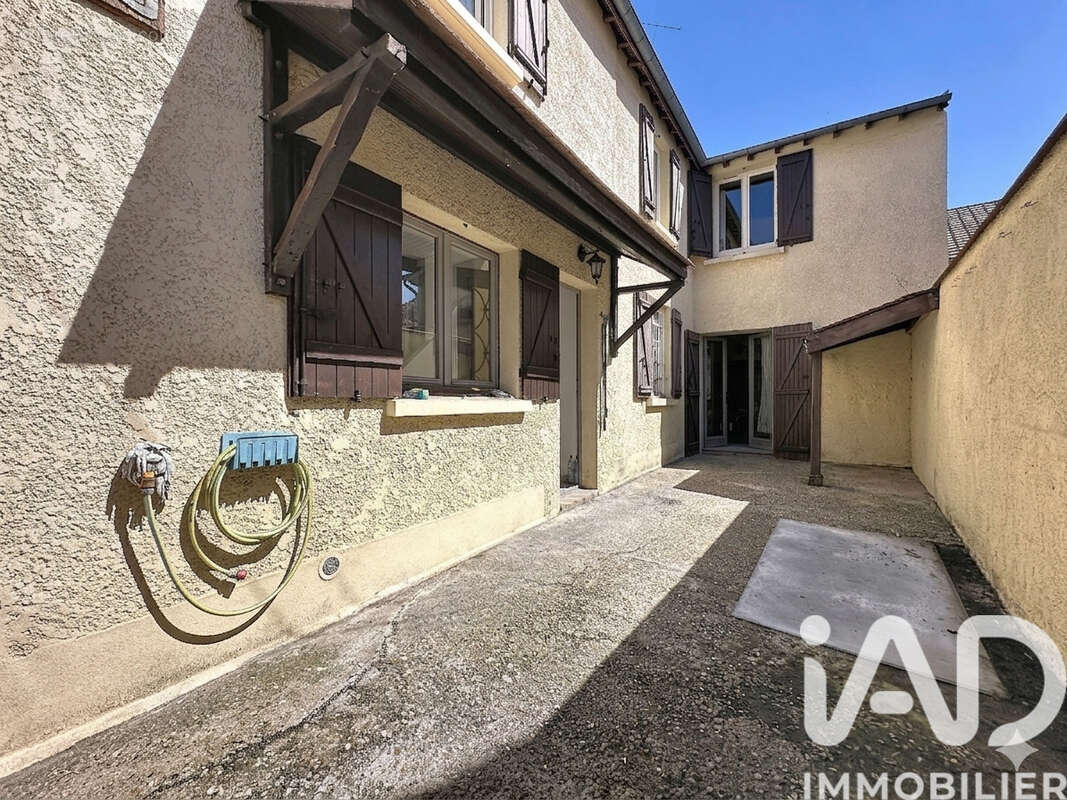 Photo 6 - Maison à LES MUREAUX