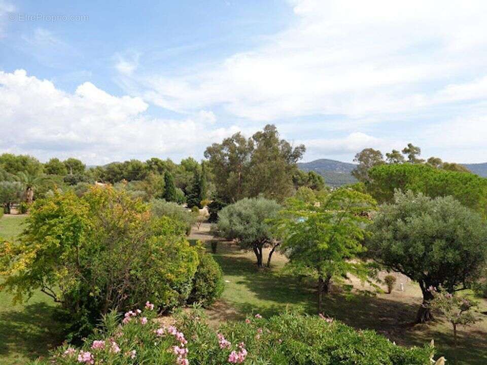 Terrain à LA CADIERE-D&#039;AZUR