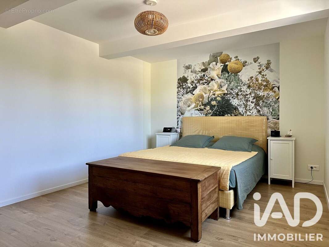 Maison 152 m² à Huismes  - photo 8