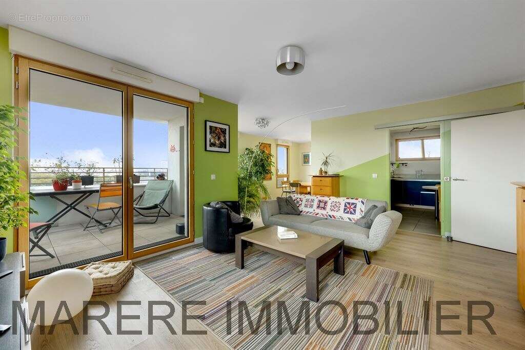 Appartement à AUBERVILLIERS