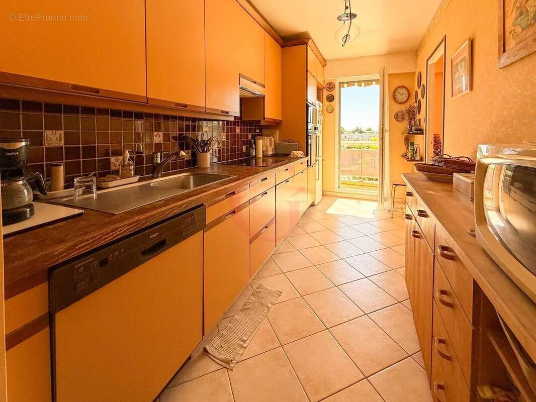 Appartement à BOURG-LA-REINE