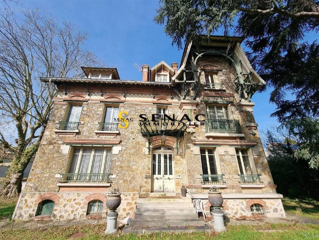 Maison à SAINT-LEU-LA-FORET