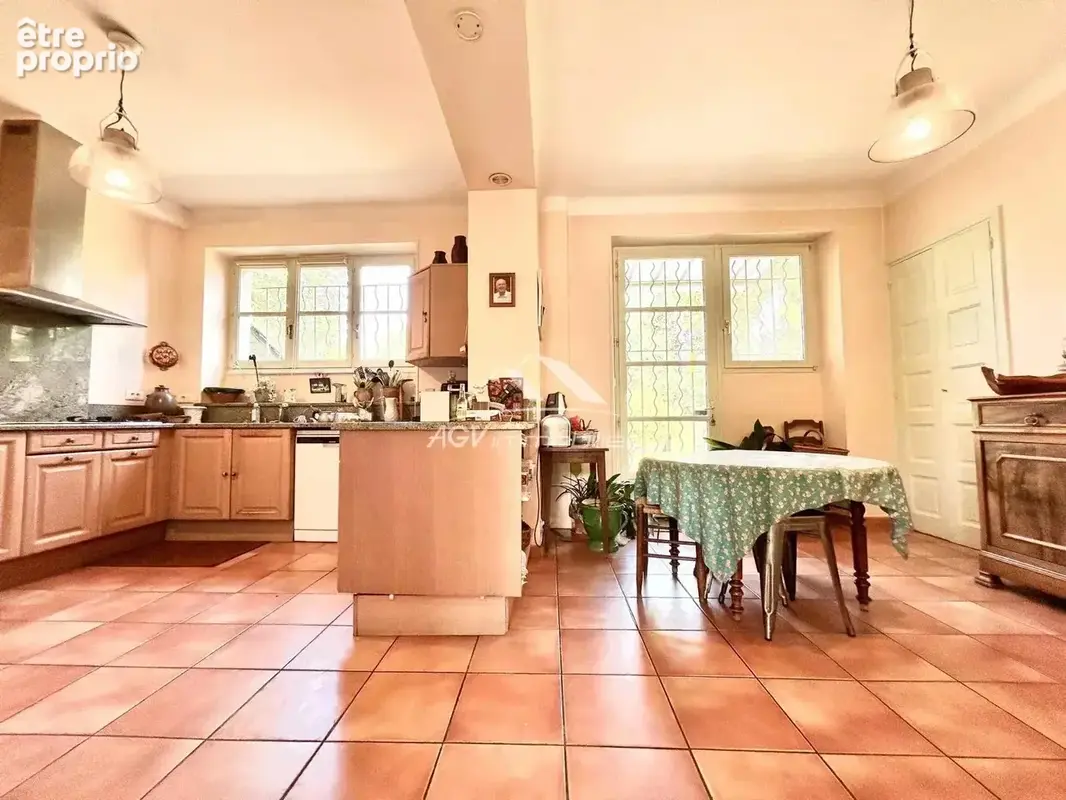 Propriété de charme en pierre avec piscine - 7 chambres - 2 703m² de terrain - photo 7