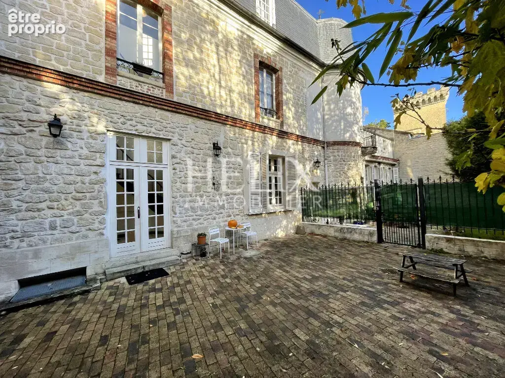 Le Pecq charmant 2 pièces en souplex 56 M²  12 mn du RER A de Saint germain en Laye - photo 10