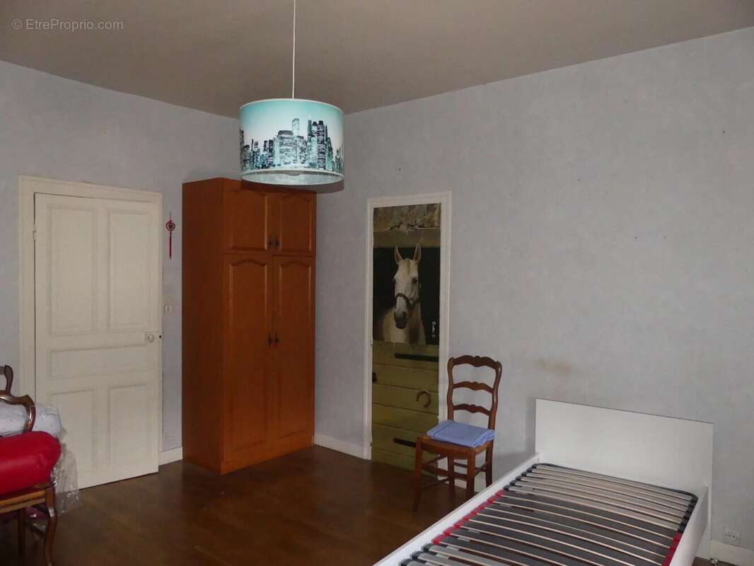 Maison à LE CREUSOT