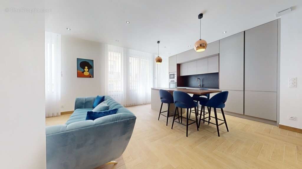 Appartement à SAINT-ETIENNE