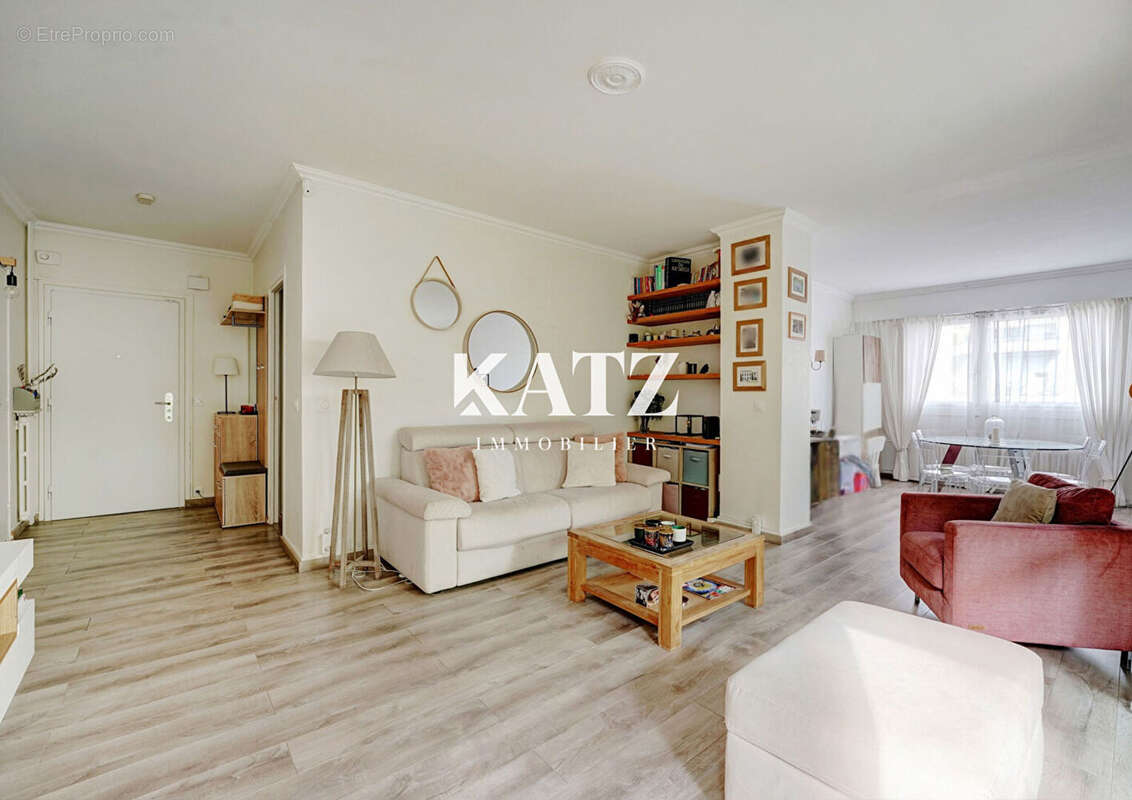 Appartement à GARCHES