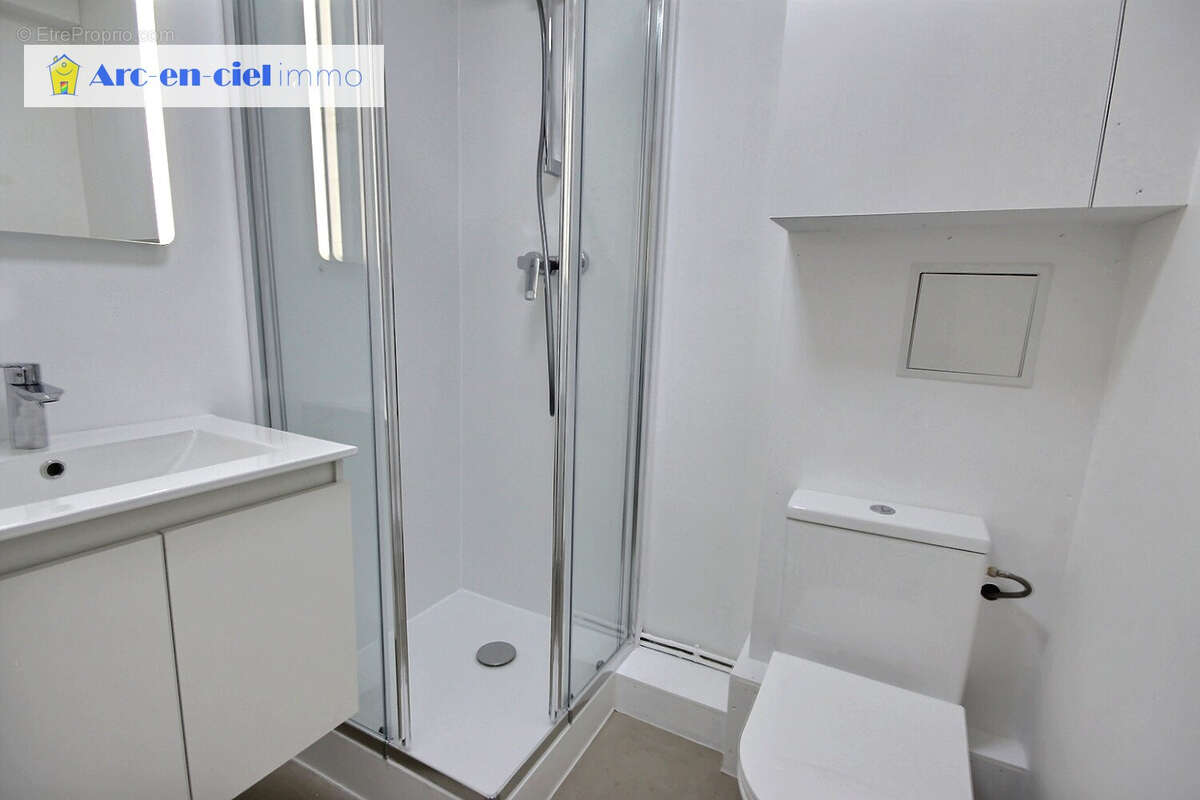 Appartement à PARIS-10E