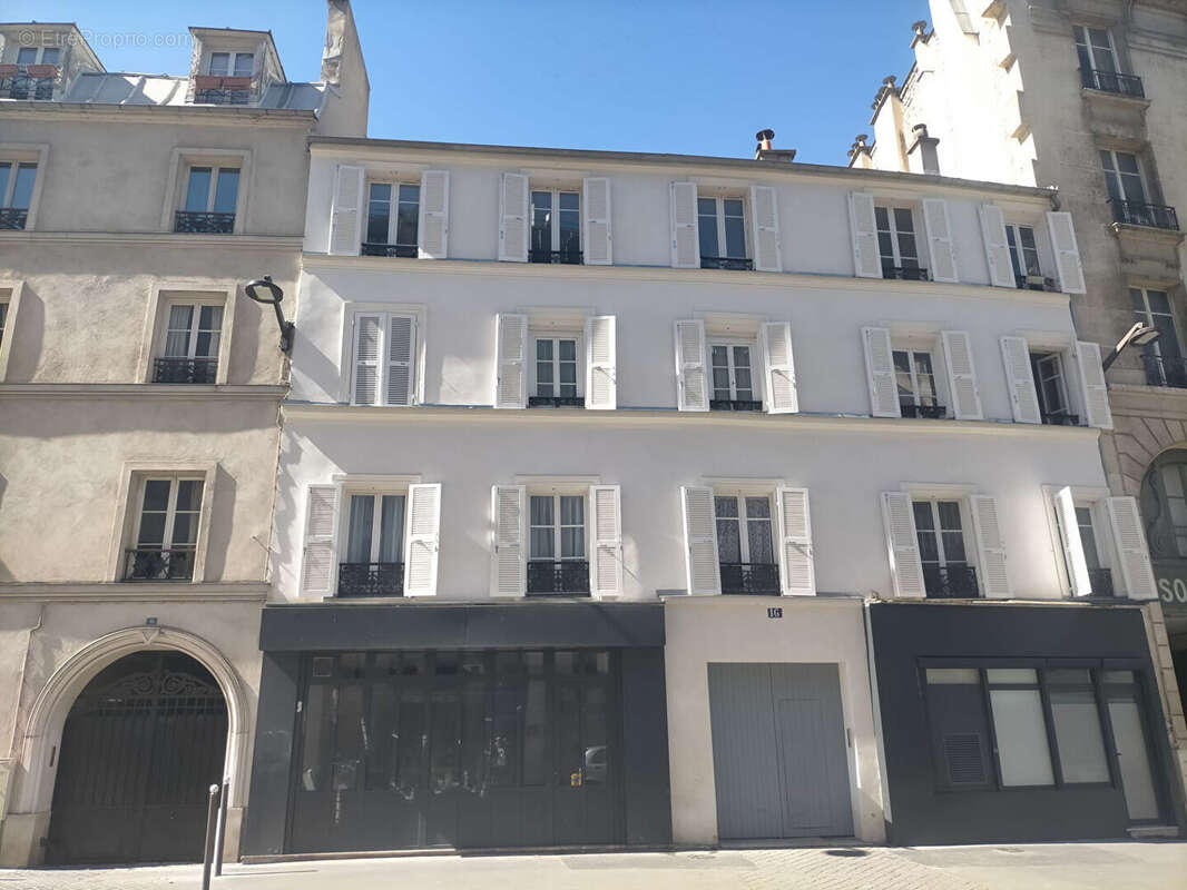 Appartement à PARIS-12E