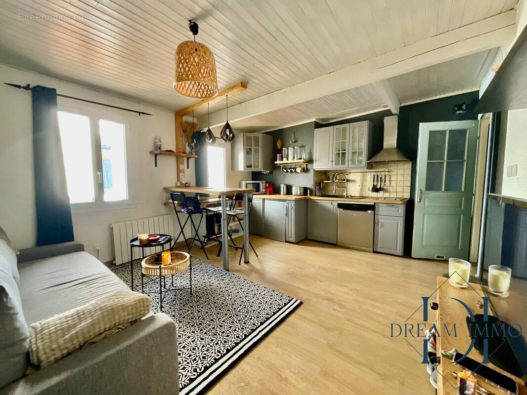 Appartement à HYERES