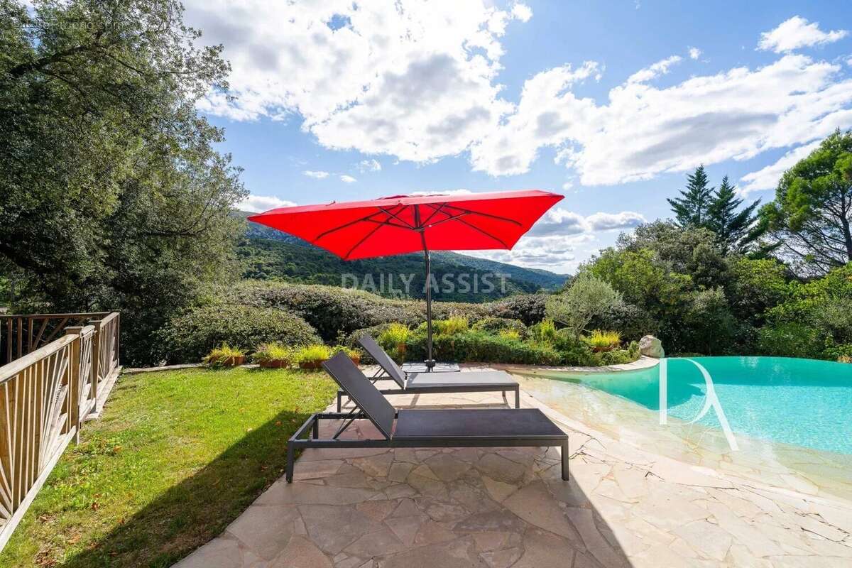 Appartement à VAUVENARGUES