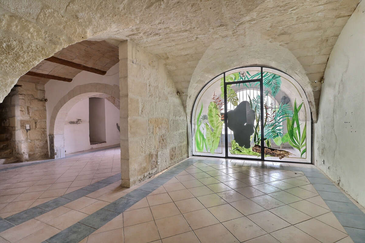 Maison à SAINT-BRES