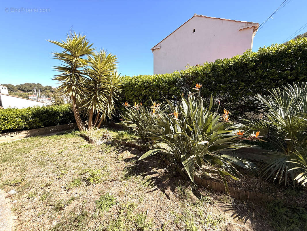Maison à SAINT-MANDRIER-SUR-MER