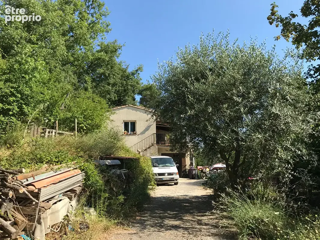 Maison à MONTAUROUX