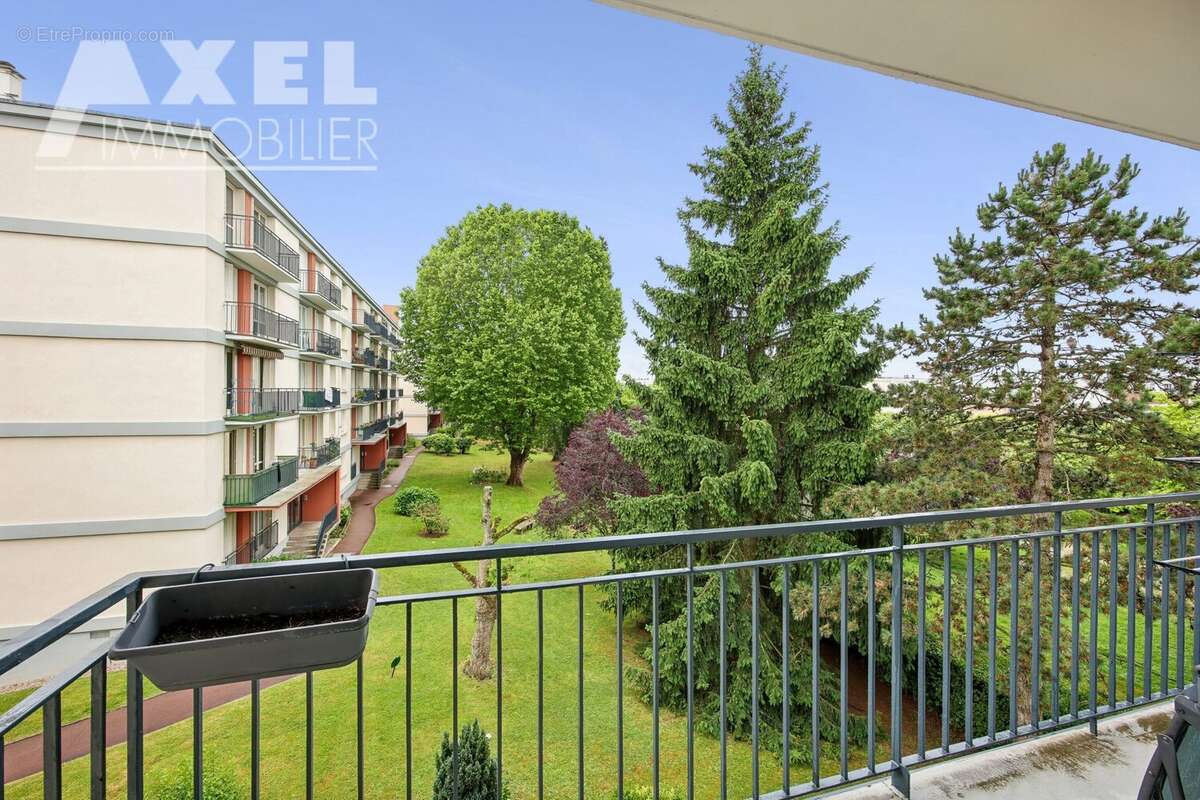Appartement à BOIS-D'ARCY