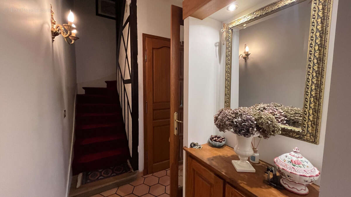 Charmante maison de ville avec dépendance - photo 12