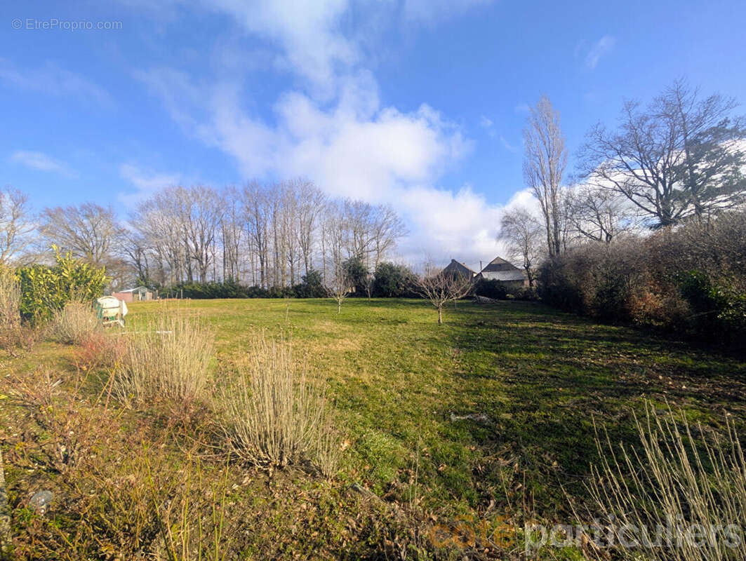 Maison à COMPS-LA-GRAND-VILLE