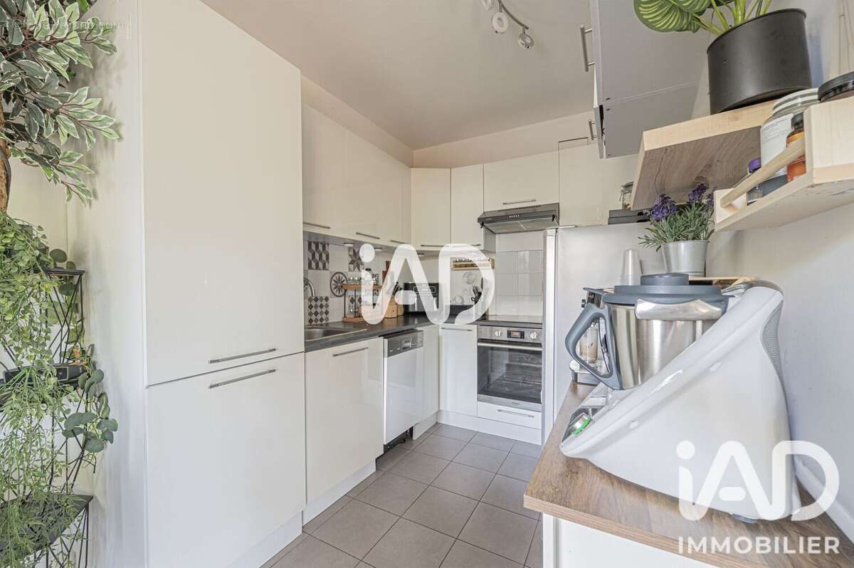Appartement 66 m² à Villepinte  - photo 7