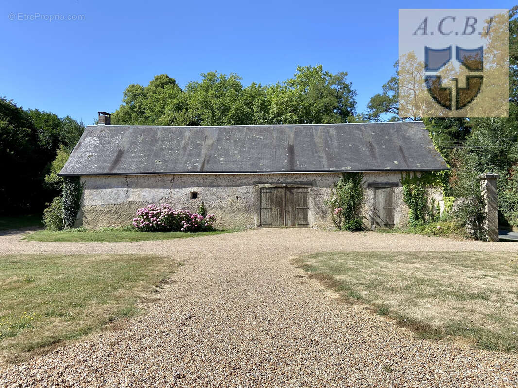 Maison à SAVIGNY-SUR-BRAYE