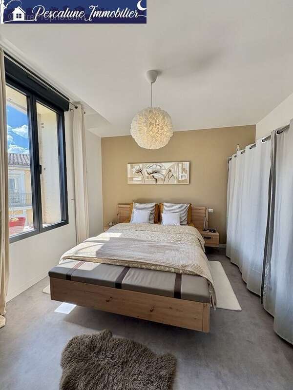 Appartement à LUNEL-VIEL